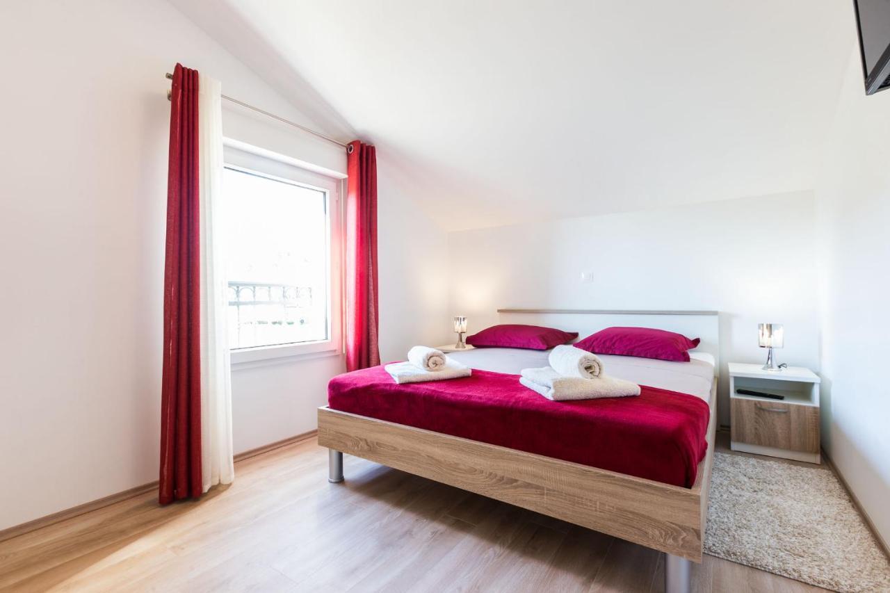Apartment Marko Kruševo エクステリア 写真
